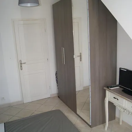 50 M De La Plage, Appartement Avec Grand Balcon Fouesnant Exterior photo